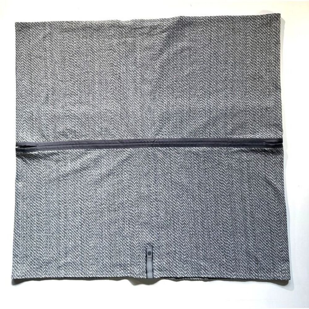 Lululemon Vinyasa WomensConvertible Wrap Scarf Grey Color Herringbone Pattern